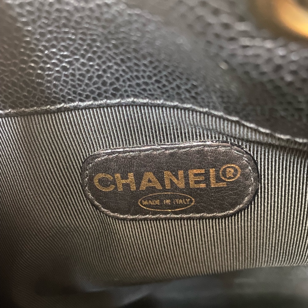 Chanel Bucket Bag VINTAGE 24k HW - Picture 7 of 9